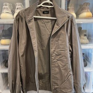 Zanerobe green zip up jacket.